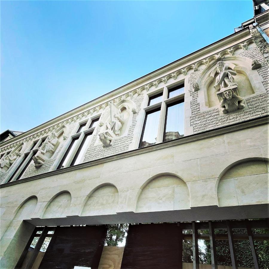 Aux Clefs Des Sacres - Dans Un Hotel Particulier Situe Rue Du Marc - Reims - Hyper Centre Forum Mairie Boulingrin Exterior foto